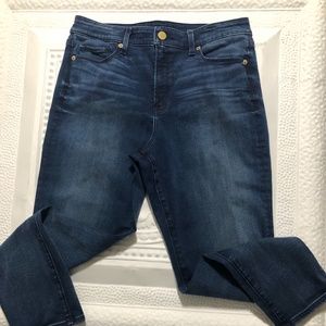 Spanx five pocket boyfriend jeans size 30 excellent condition